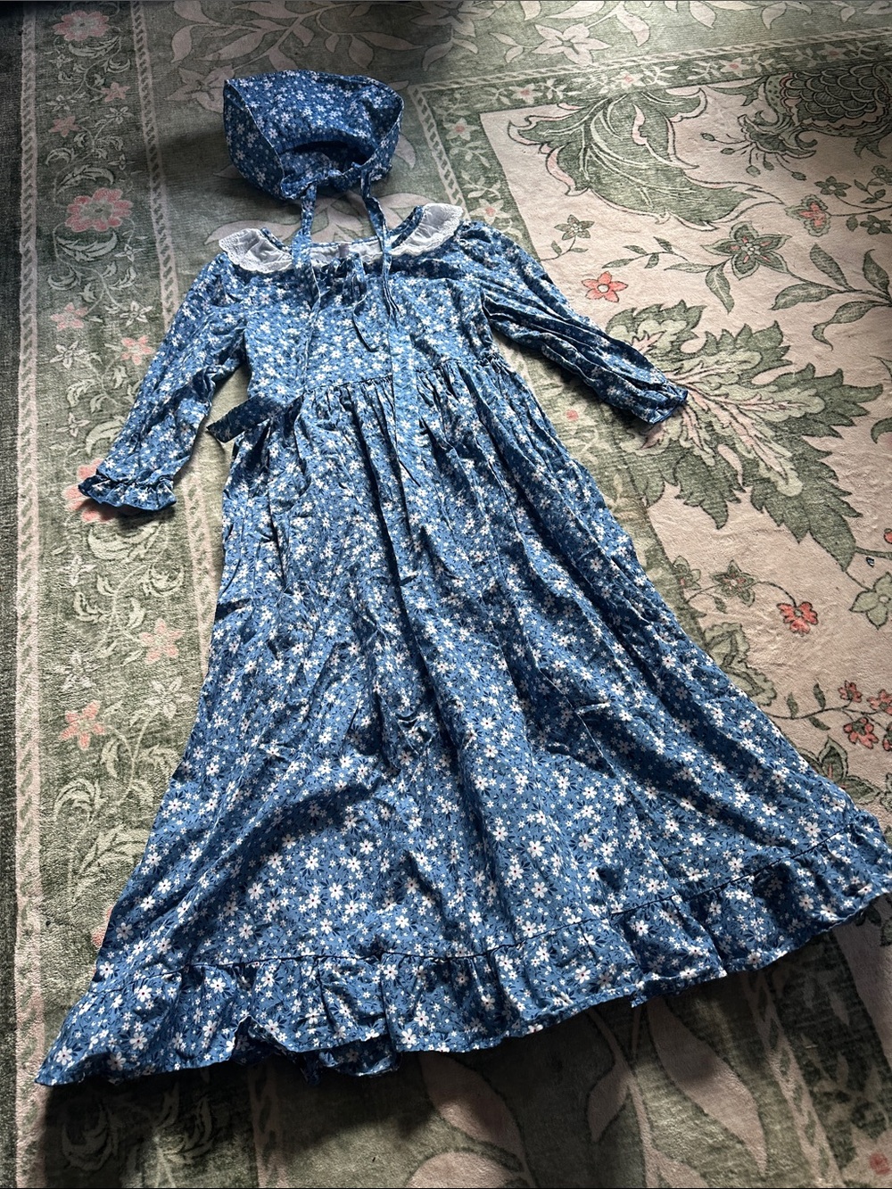 Blue Floral Girls' Prairie Costume Dress with Bonnet 🦬🩵🏕️ - Picture 2 of 15
